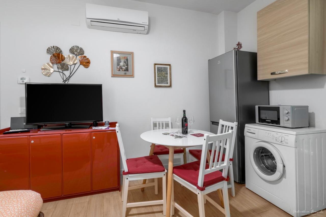 Wine Apartments Florence Masseto Esterno foto
